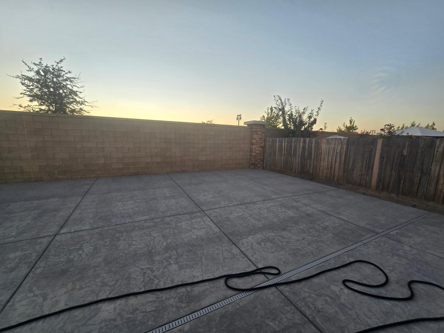 702 Atlantica Dr S, Madera, CA 93636