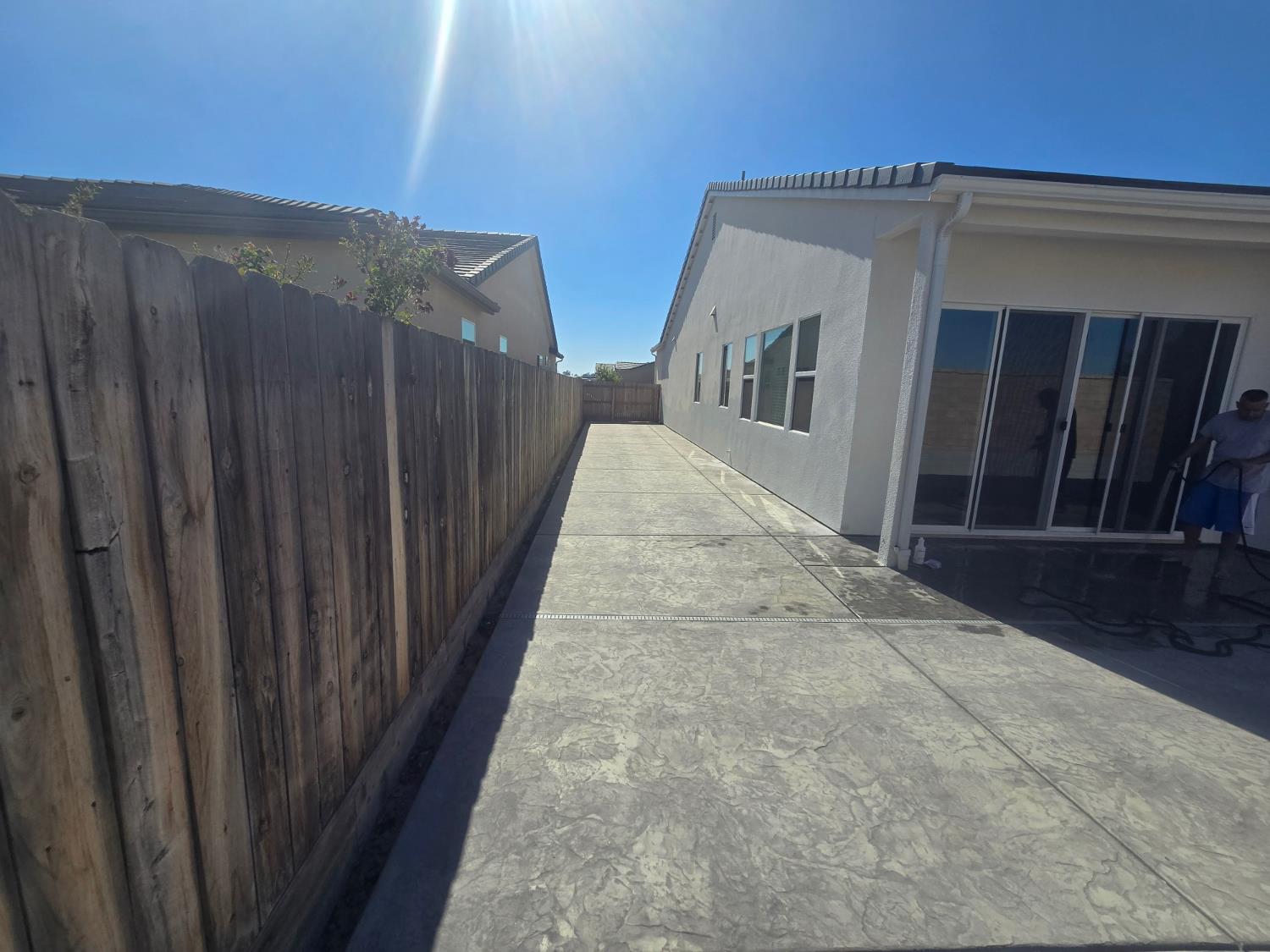 702 Atlantica Dr S, Madera, CA 93636