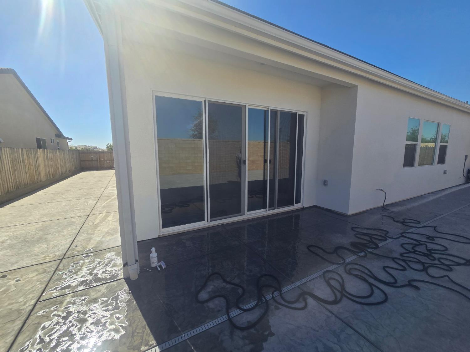 702 Atlantica Dr S, Madera, CA 93636