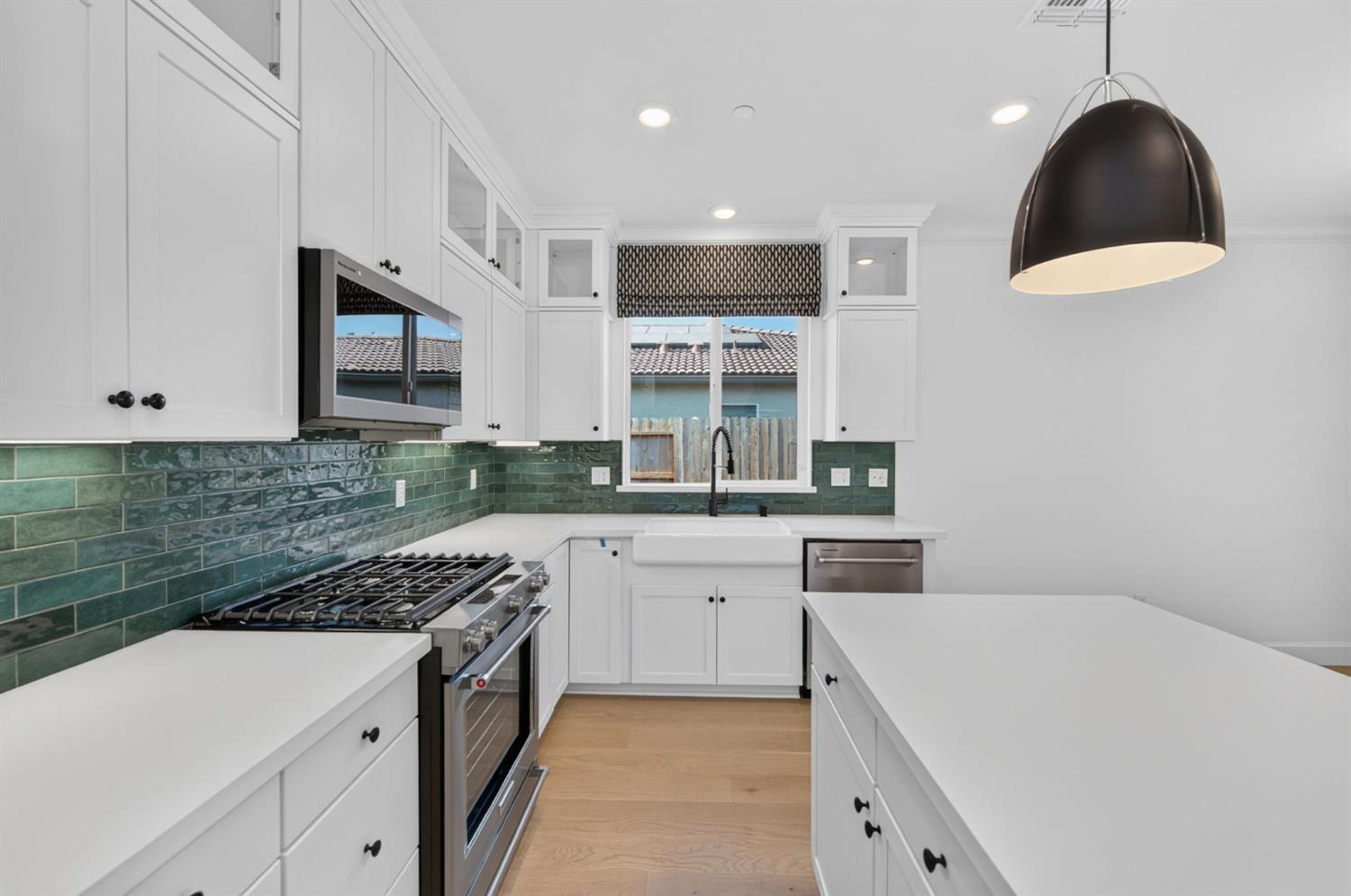 3235 Lourdes Ave, Clovis, CA 93619