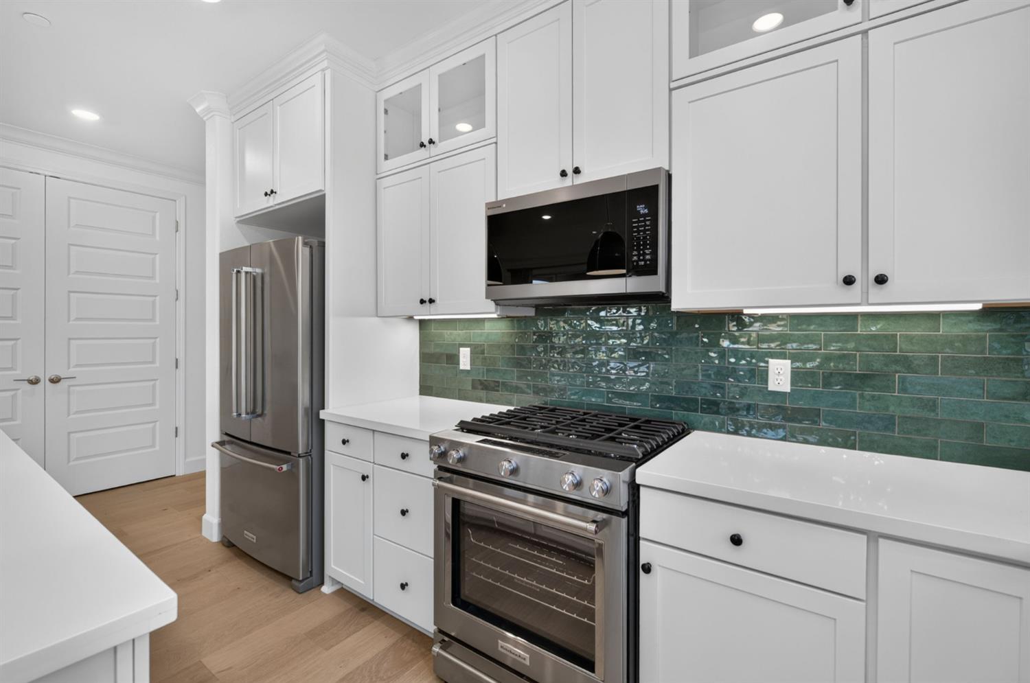 3235 Lourdes Ave, Clovis, CA 93619