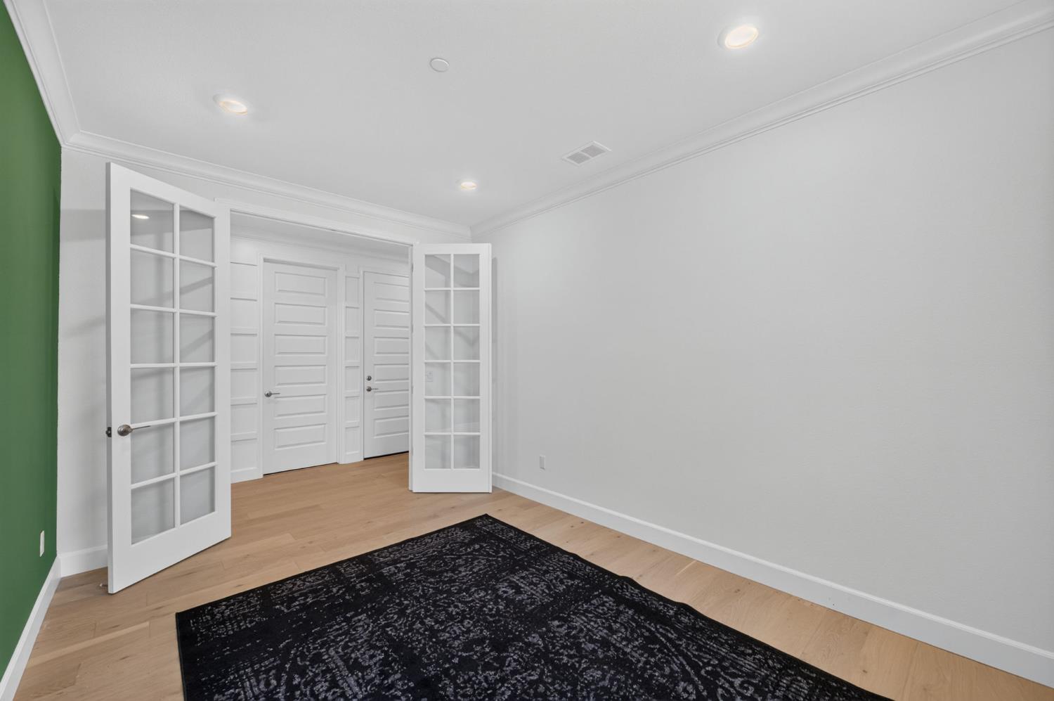 3235 Lourdes Ave, Clovis, CA 93619