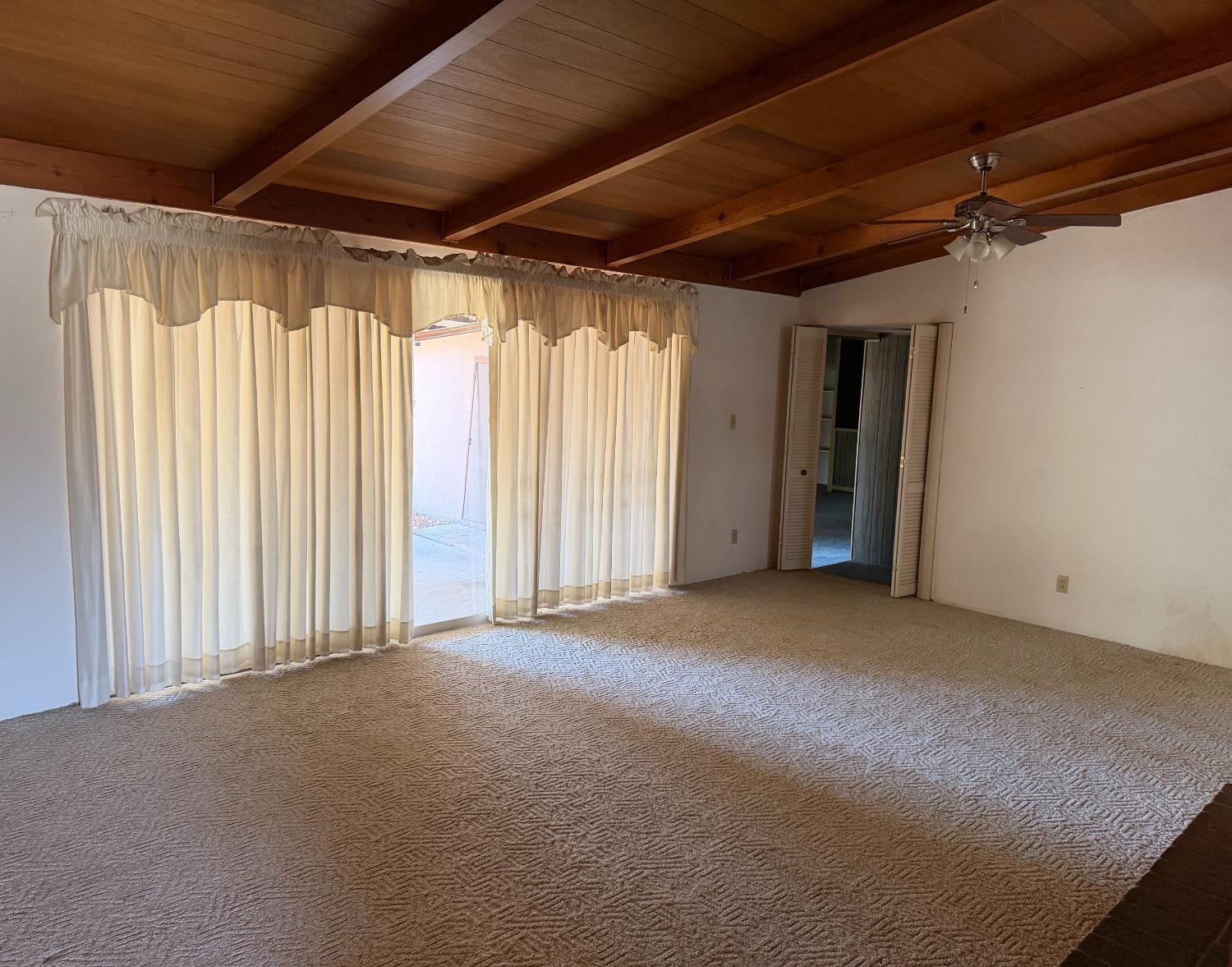 2106 4Th St, Sanger, CA 93657