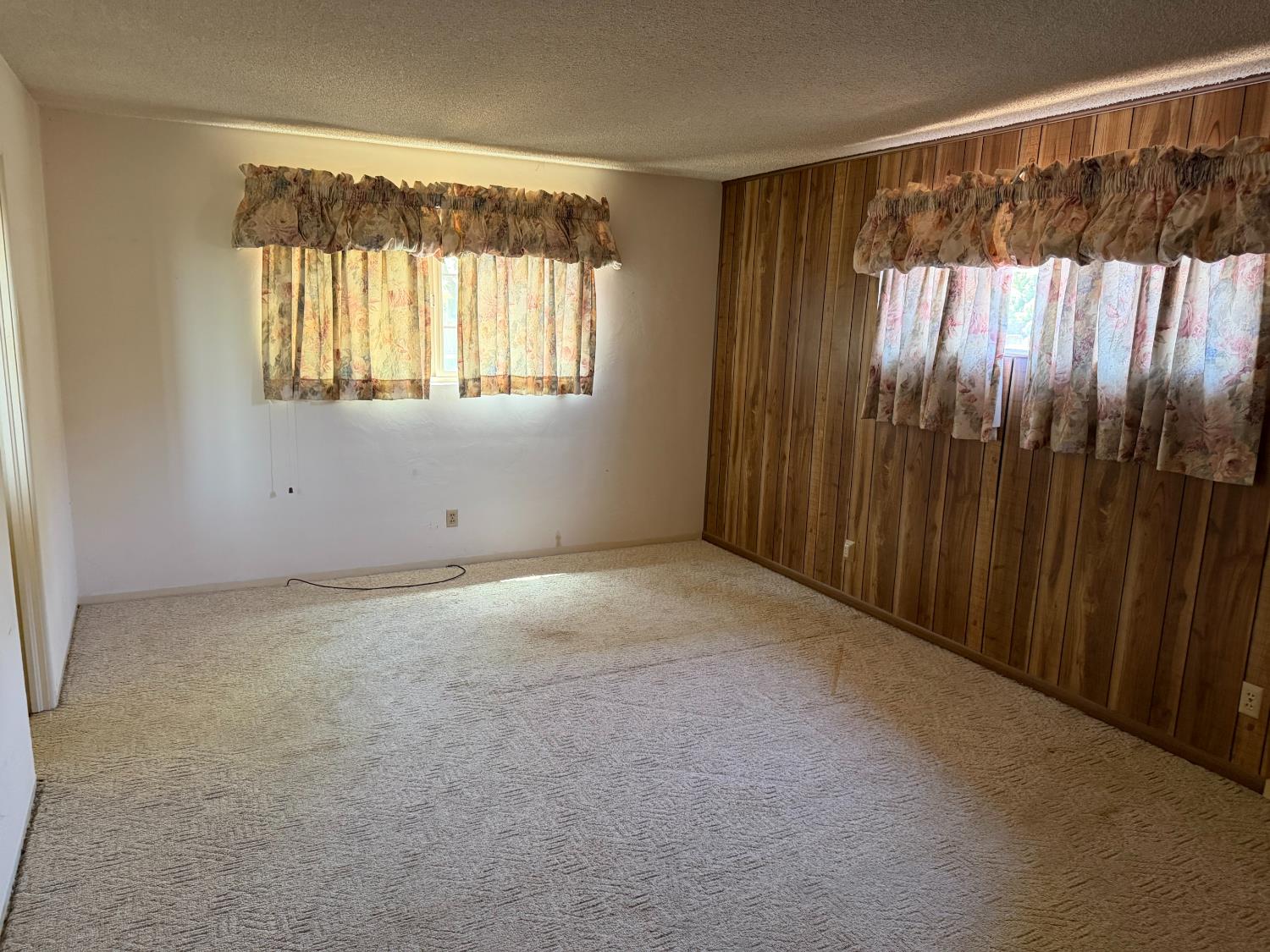 2106 4Th St, Sanger, CA 93657