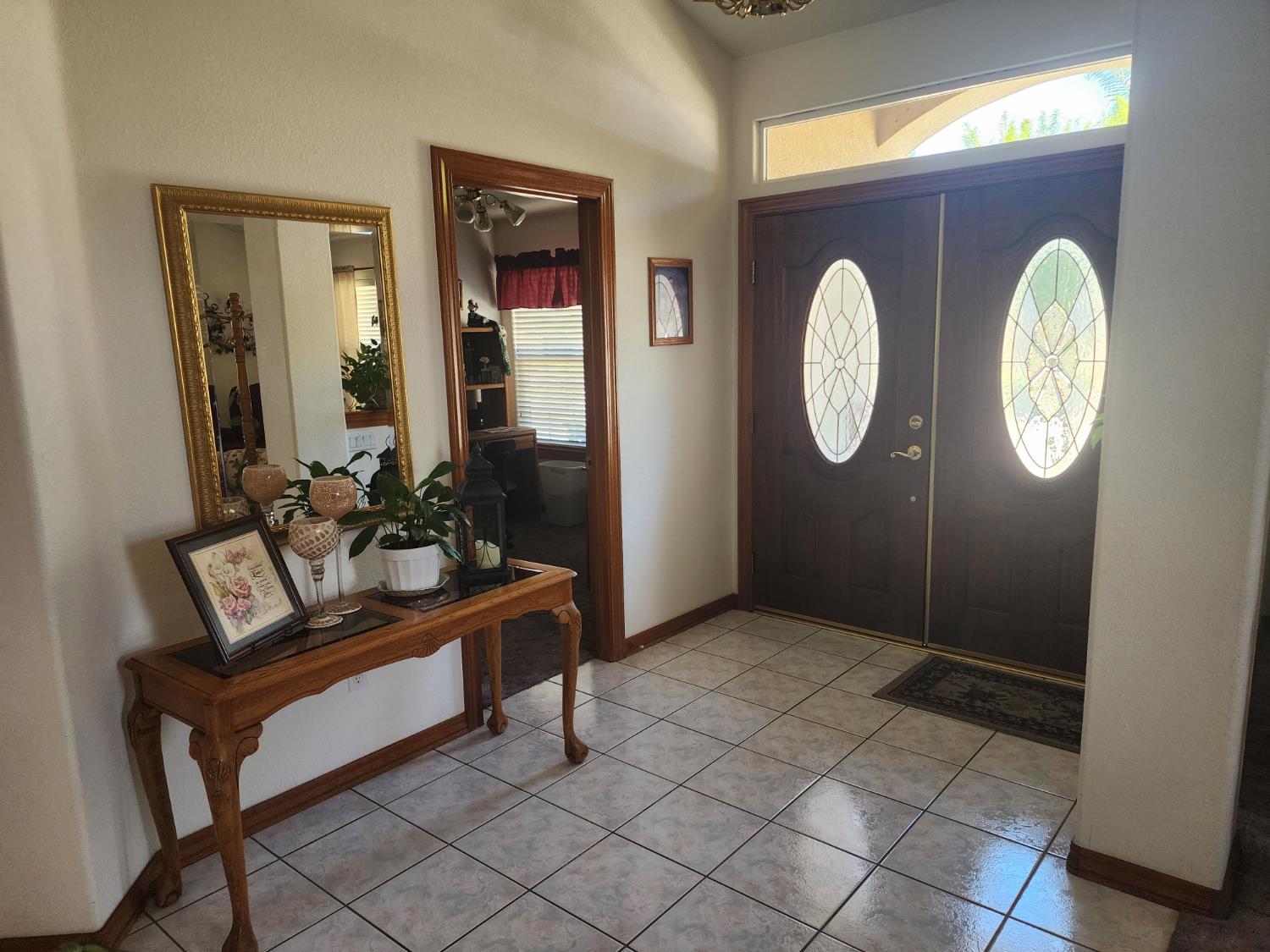 1717 E Ash Ave, Tulare, CA 93274