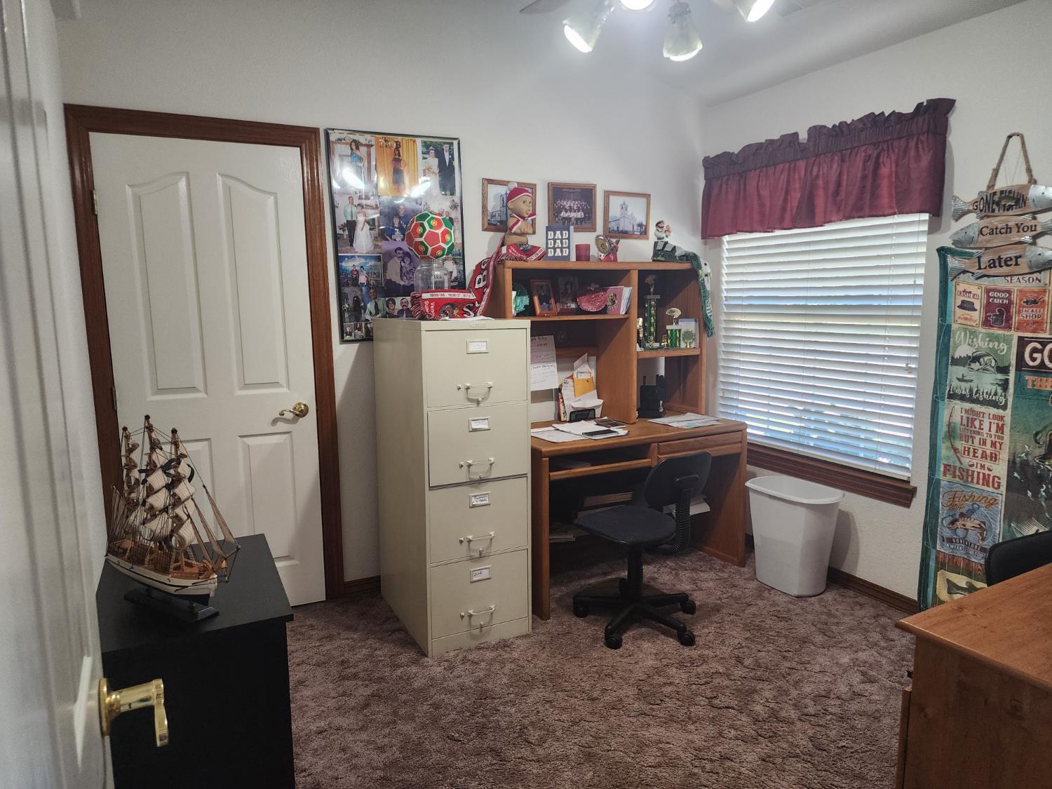 1717 E Ash Ave, Tulare, CA 93274