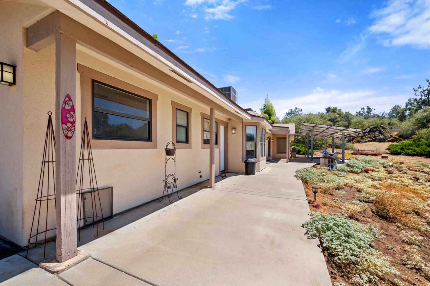 32540 Water Gultch Rd, Coarsegold, CA 93614
