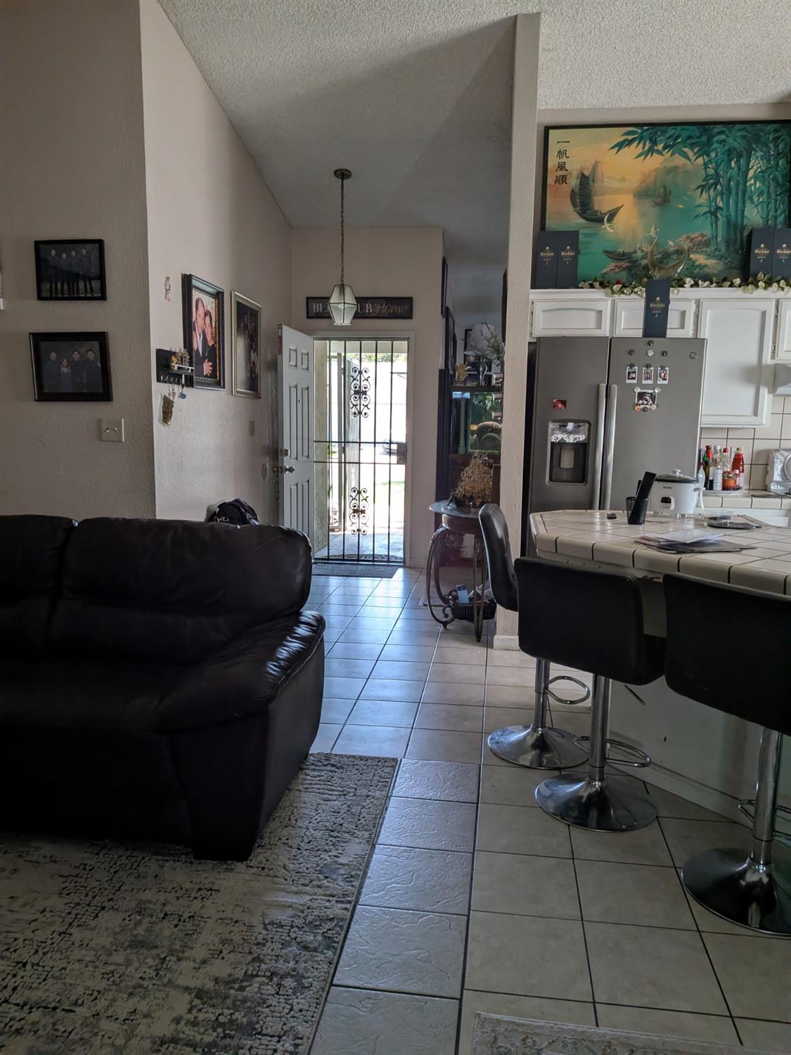 263 N Adrian Ave, Fresno, CA 93727