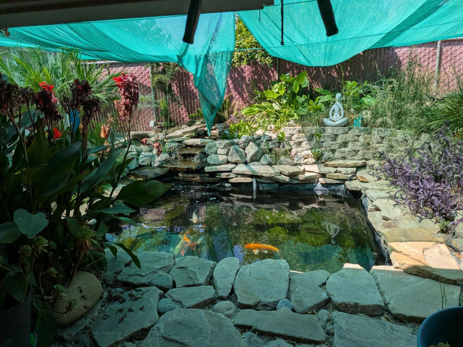 263 N Adrian Ave, Fresno, CA 93727