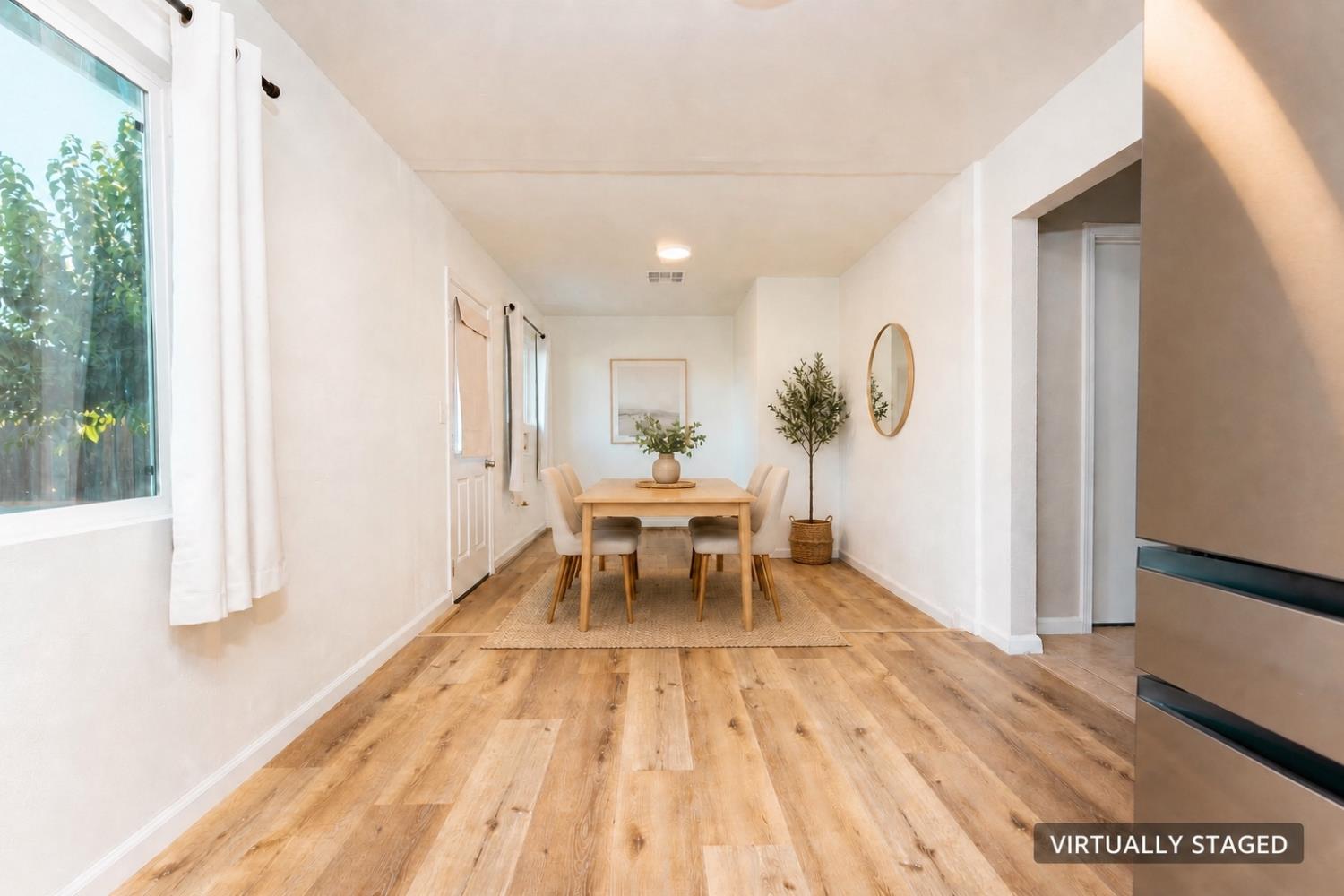 200 W Sierra Way, Dinuba, CA 93618