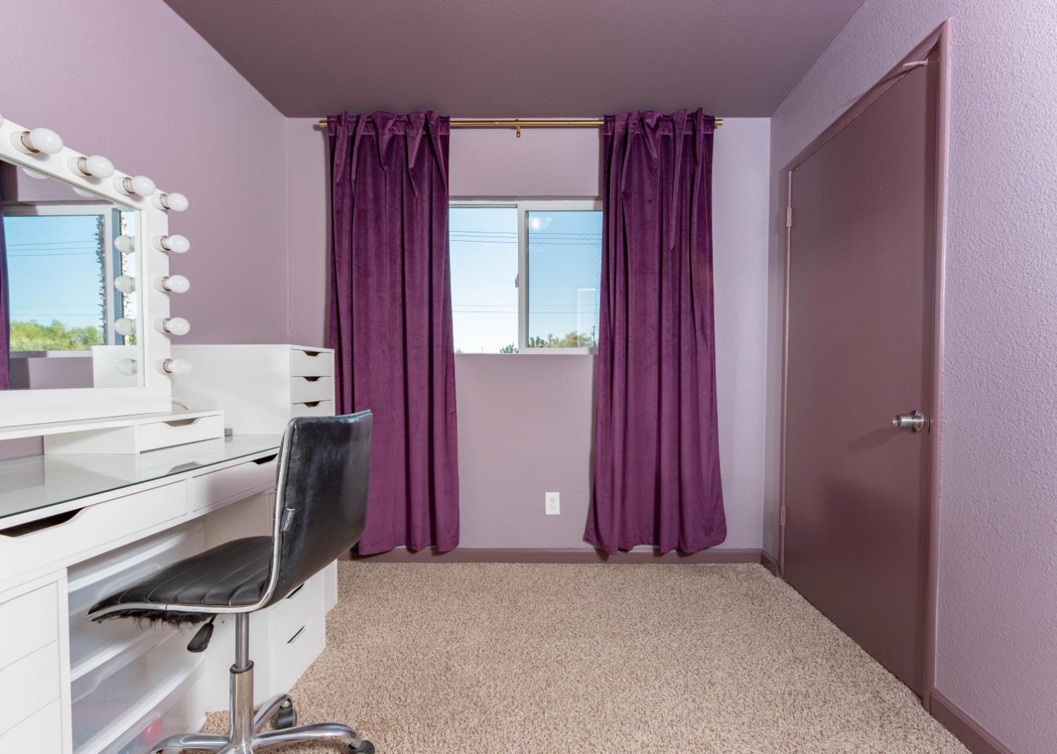 200 W Sierra Way, Dinuba, CA 93618