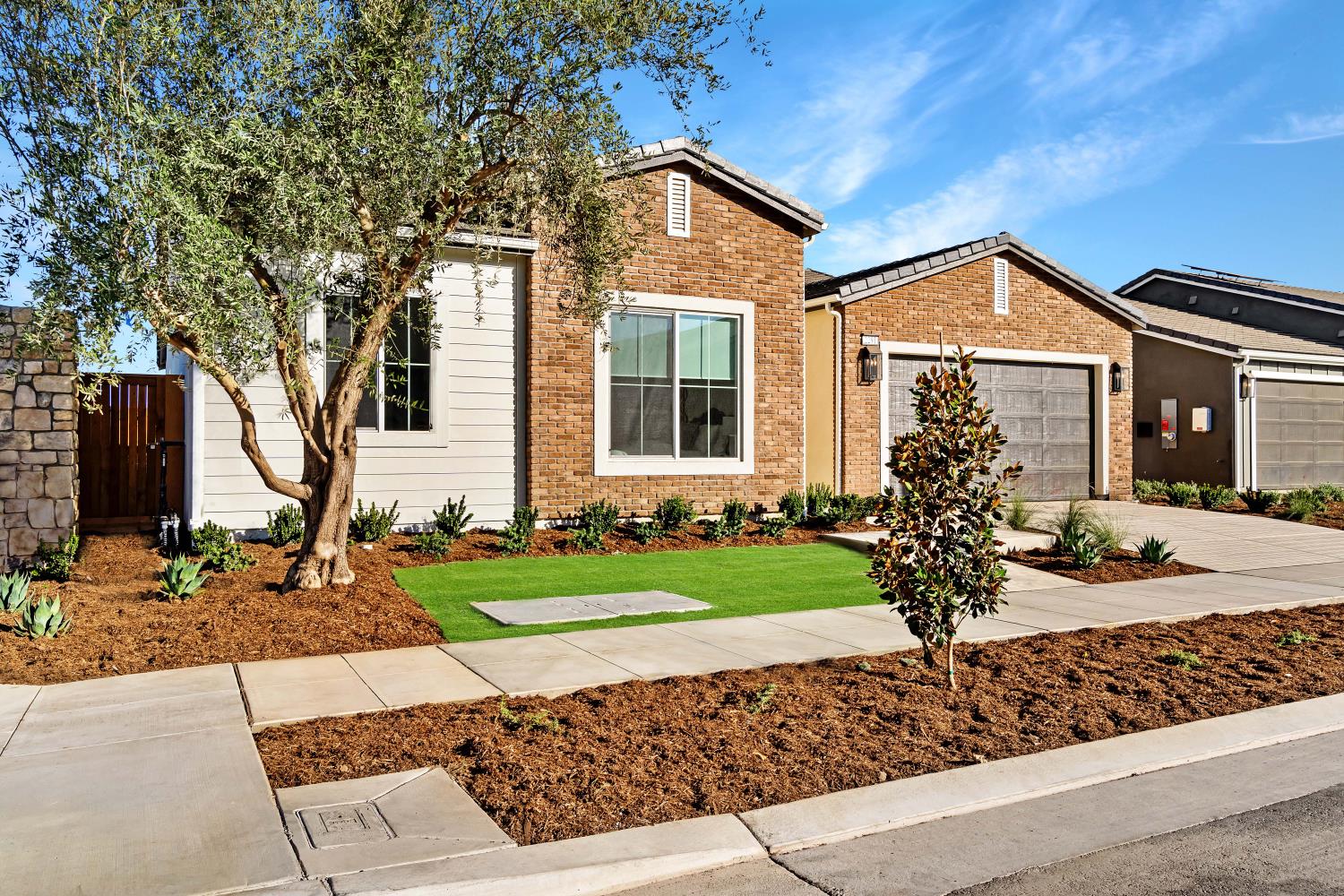2291 N Argyle Ave, Clovis, CA 93619