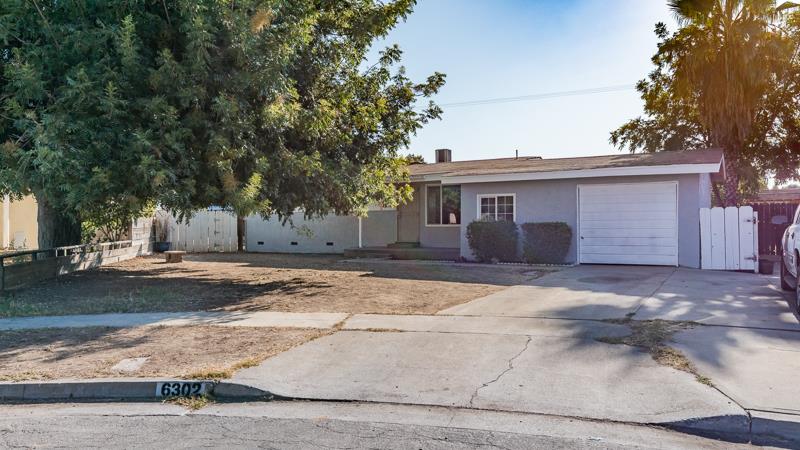 6302 N Glenn Ave, Fresno, CA 93704