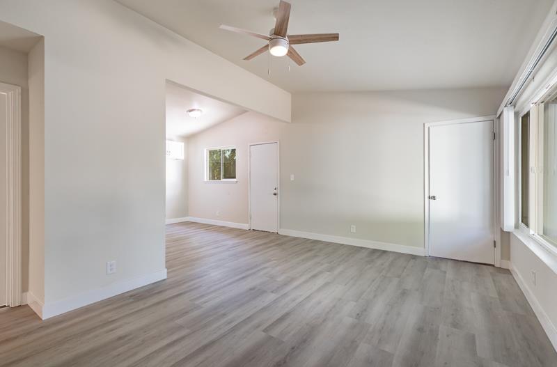 6302 N Glenn Ave, Fresno, CA 93704