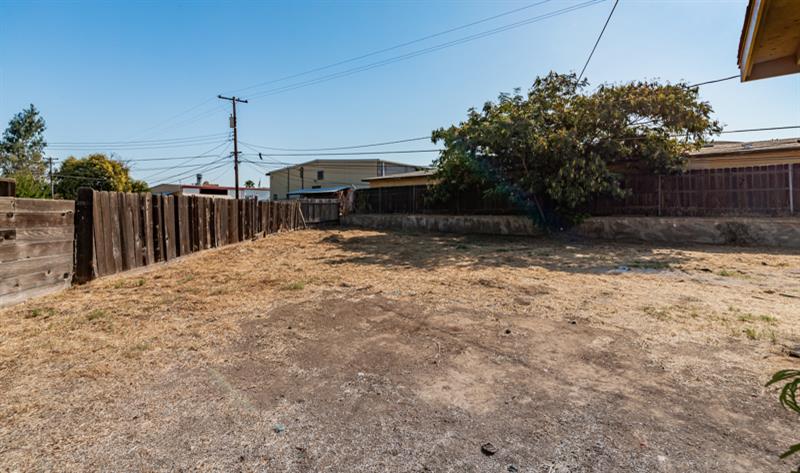 6302 N Glenn Ave, Fresno, CA 93704