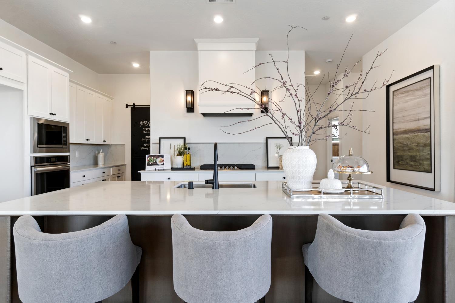 2283 N Argyle Ave, Clovis, CA 93619