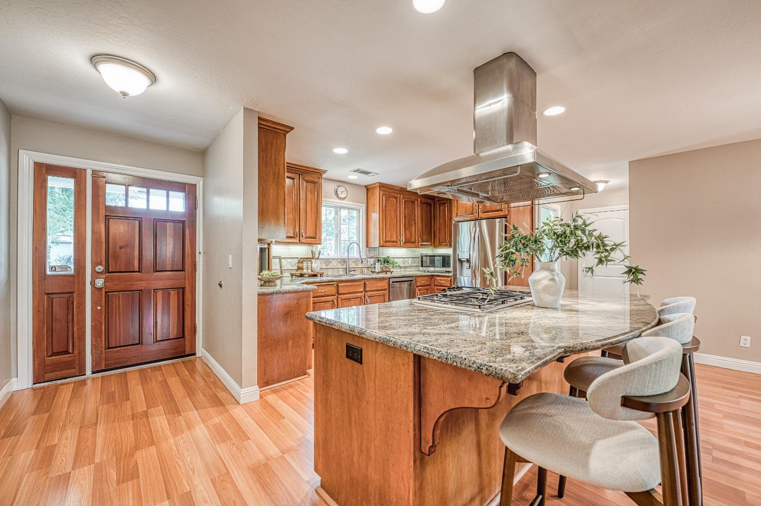 1519 W Ellery Way, Fresno, CA 93711