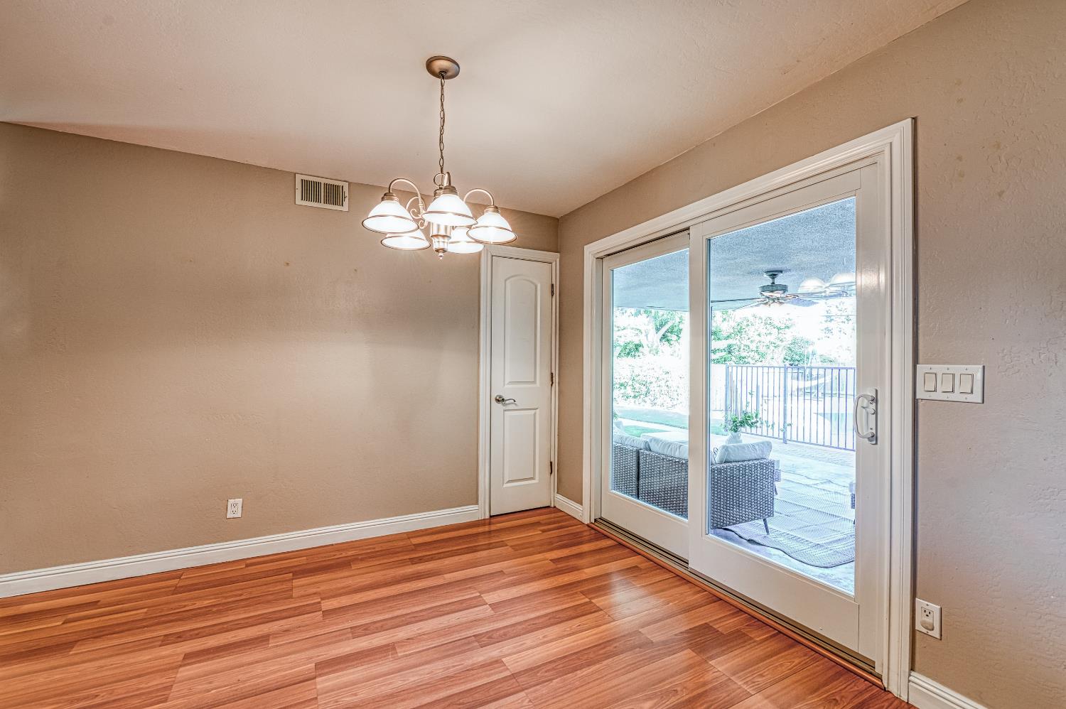 1519 W Ellery Way, Fresno, CA 93711