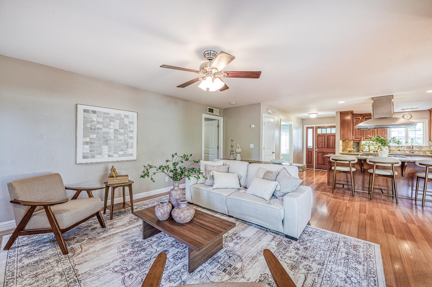 1519 W Ellery Way, Fresno, CA 93711