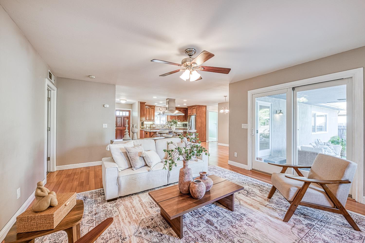 1519 W Ellery Way, Fresno, CA 93711