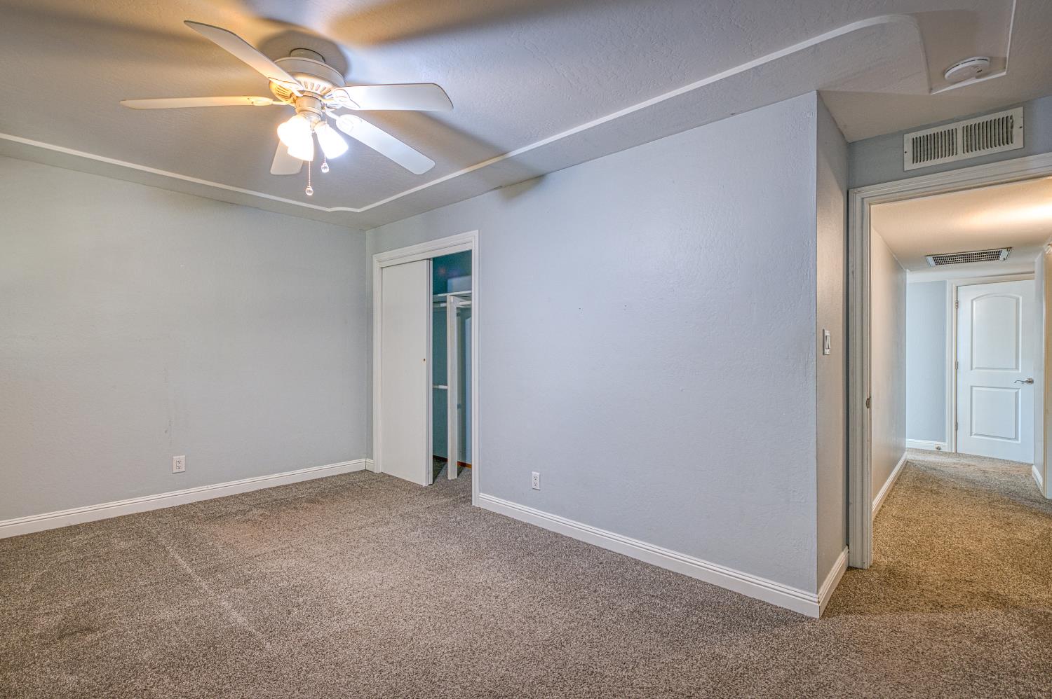 1519 W Ellery Way, Fresno, CA 93711