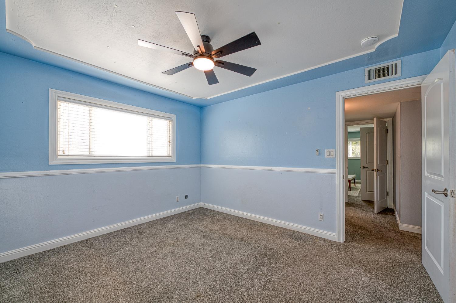 1519 W Ellery Way, Fresno, CA 93711