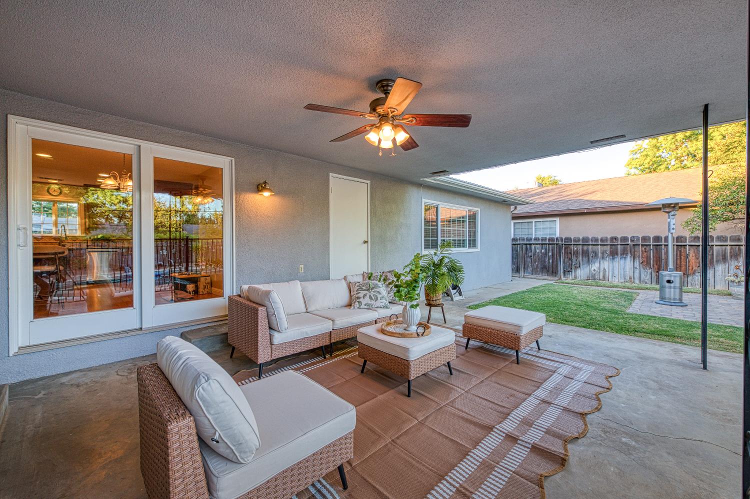 1519 W Ellery Way, Fresno, CA 93711