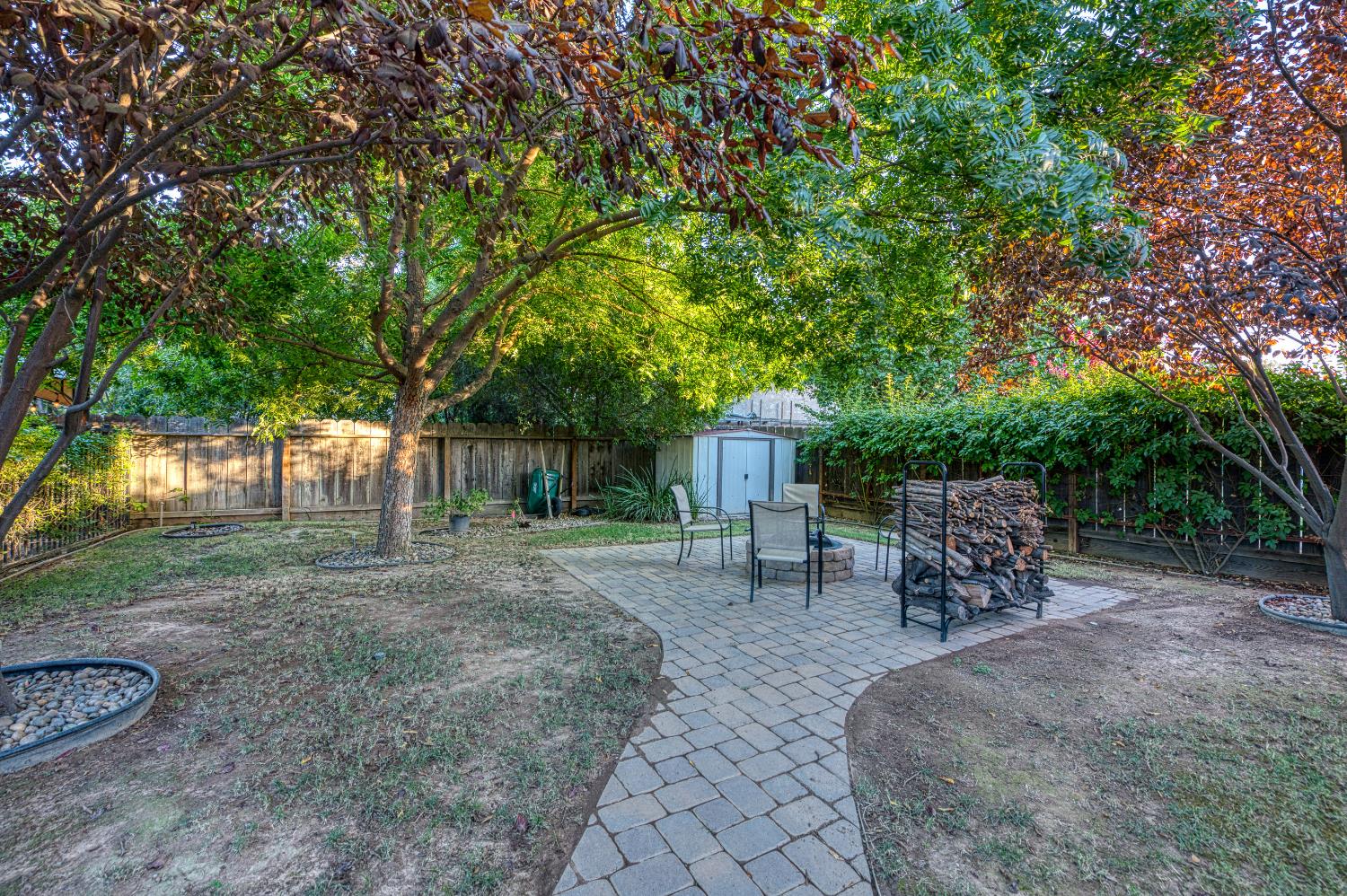 1519 W Ellery Way, Fresno, CA 93711