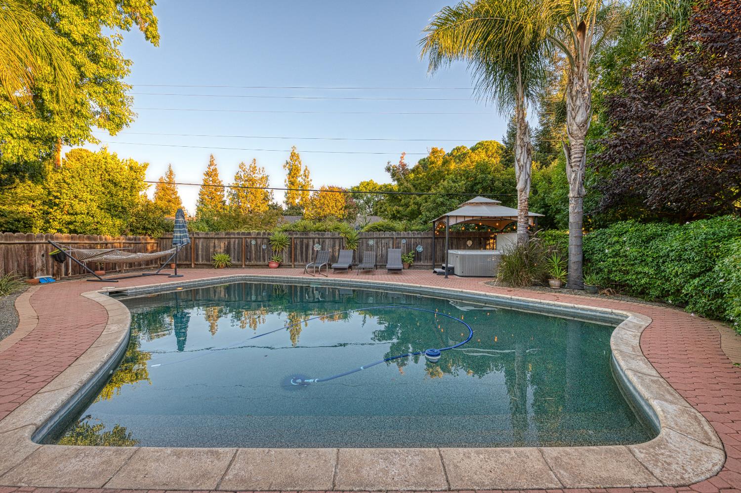 1519 W Ellery Way, Fresno, CA 93711
