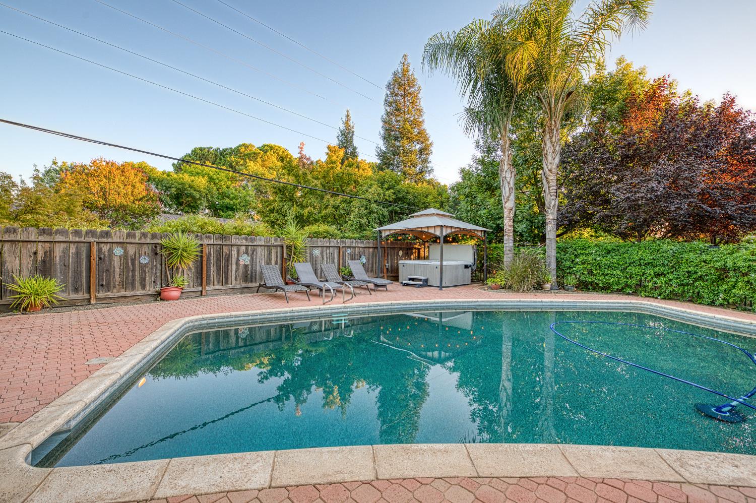 1519 W Ellery Way, Fresno, CA 93711
