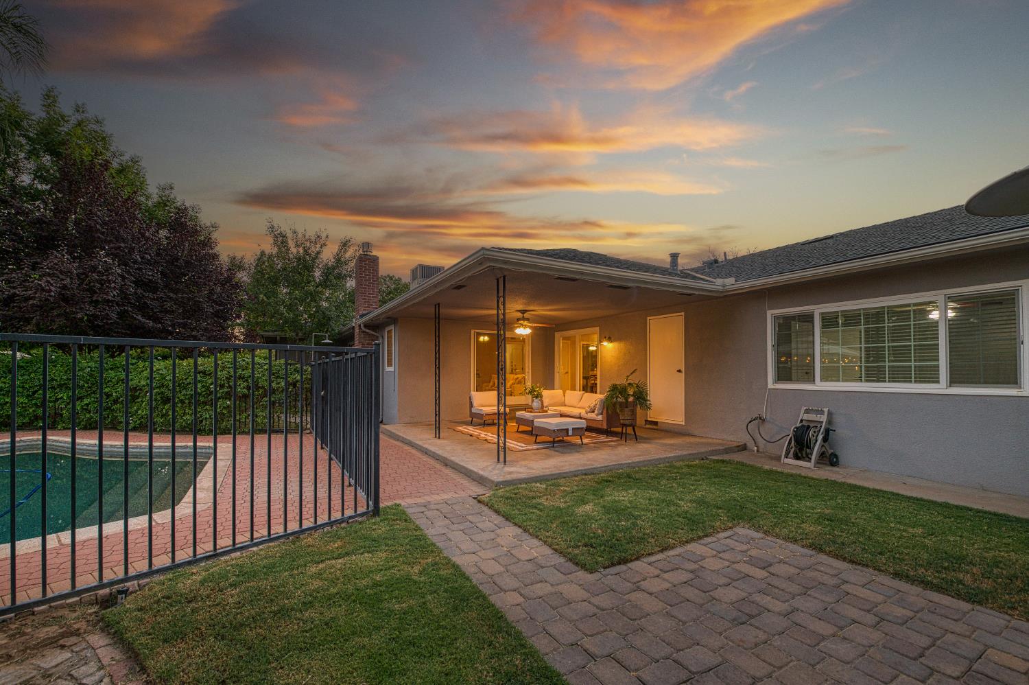 1519 W Ellery Way, Fresno, CA 93711