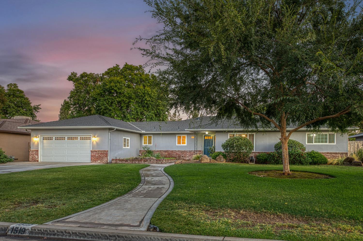 1519 W Ellery Way, Fresno, CA 93711