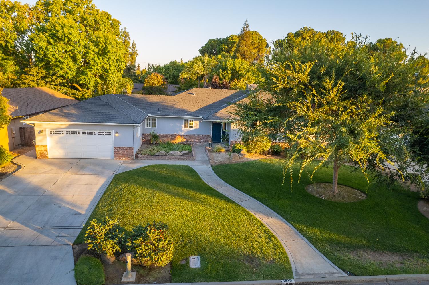 1519 W Ellery Way, Fresno, CA 93711