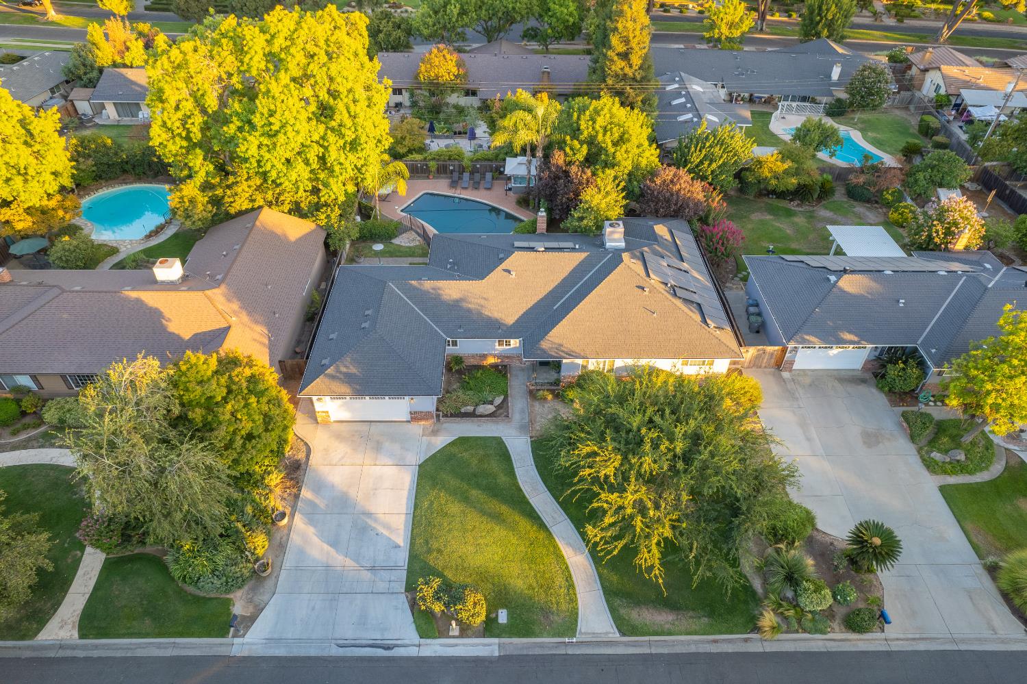 1519 W Ellery Way, Fresno, CA 93711