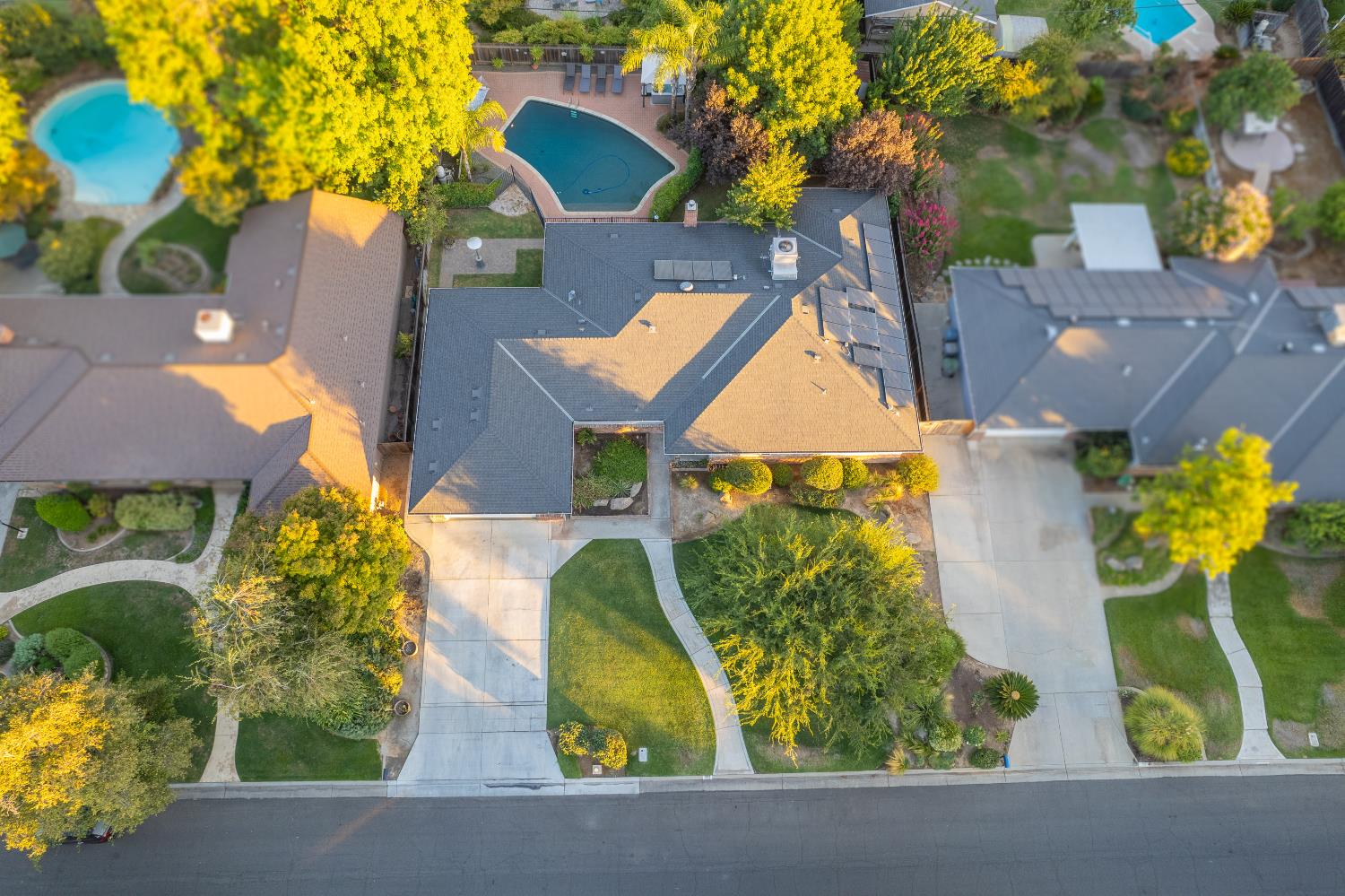1519 W Ellery Way, Fresno, CA 93711