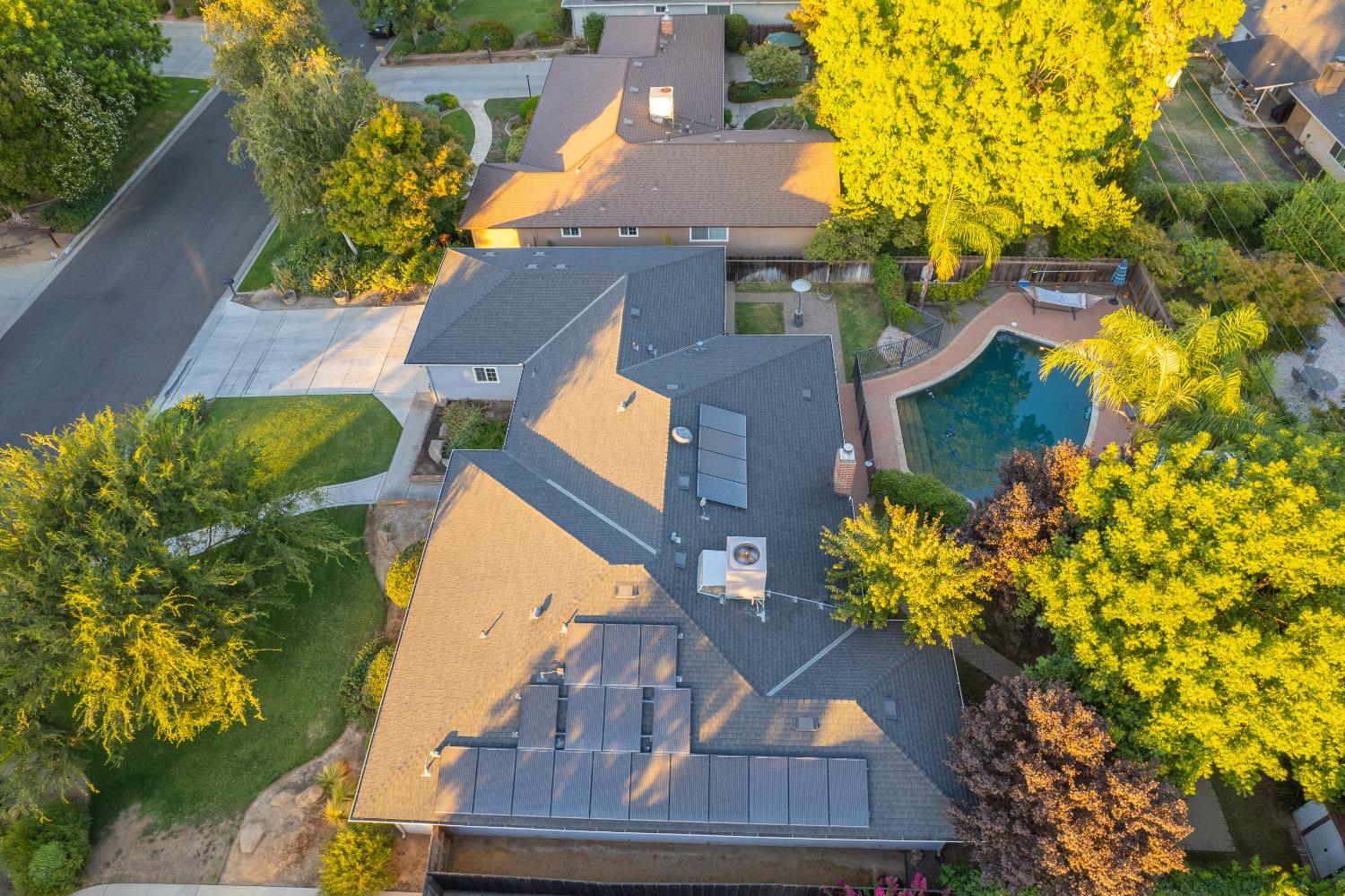 1519 W Ellery Way, Fresno, CA 93711
