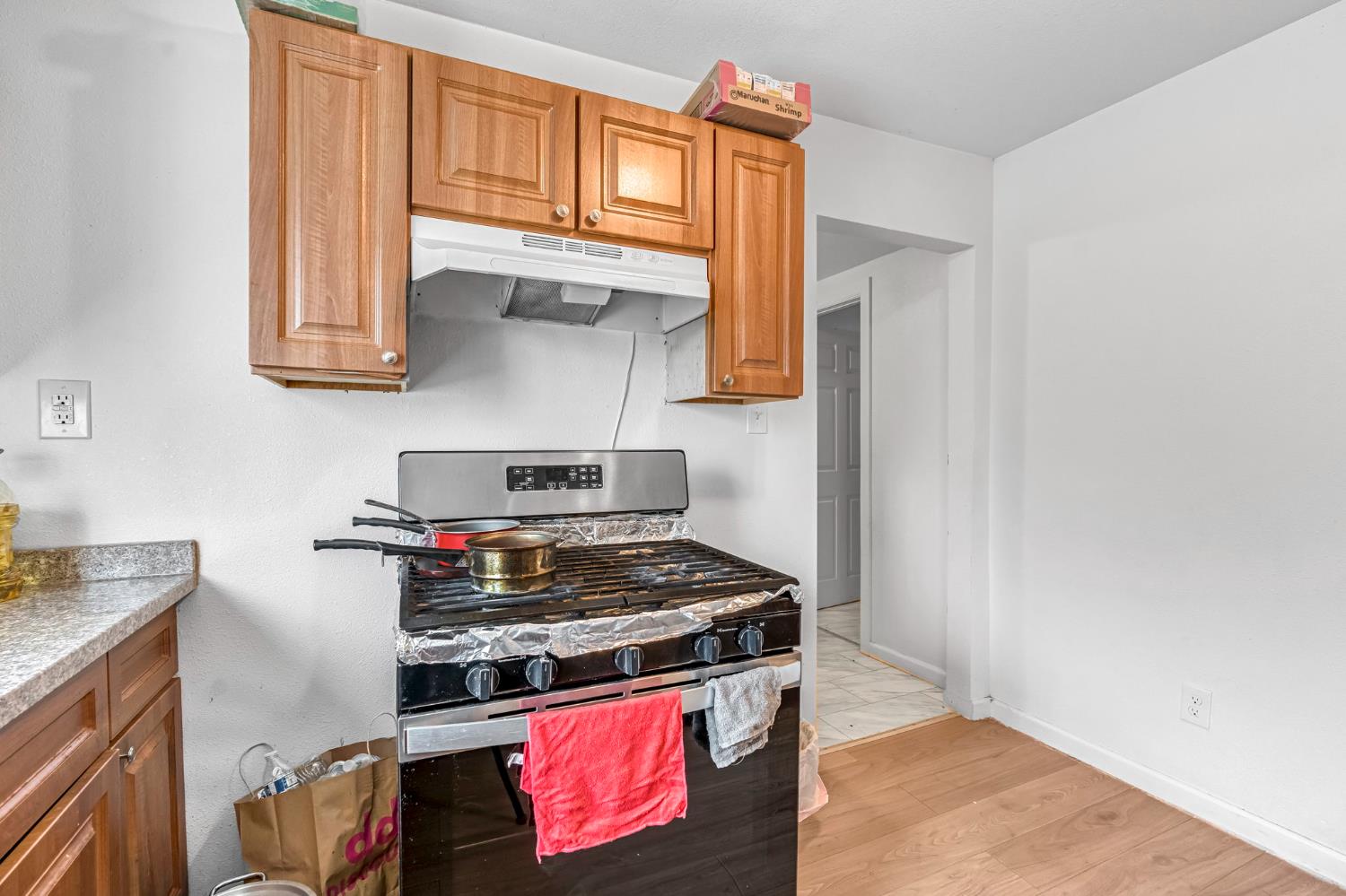 1130 E Cleveland Ave, Madera, CA 93638