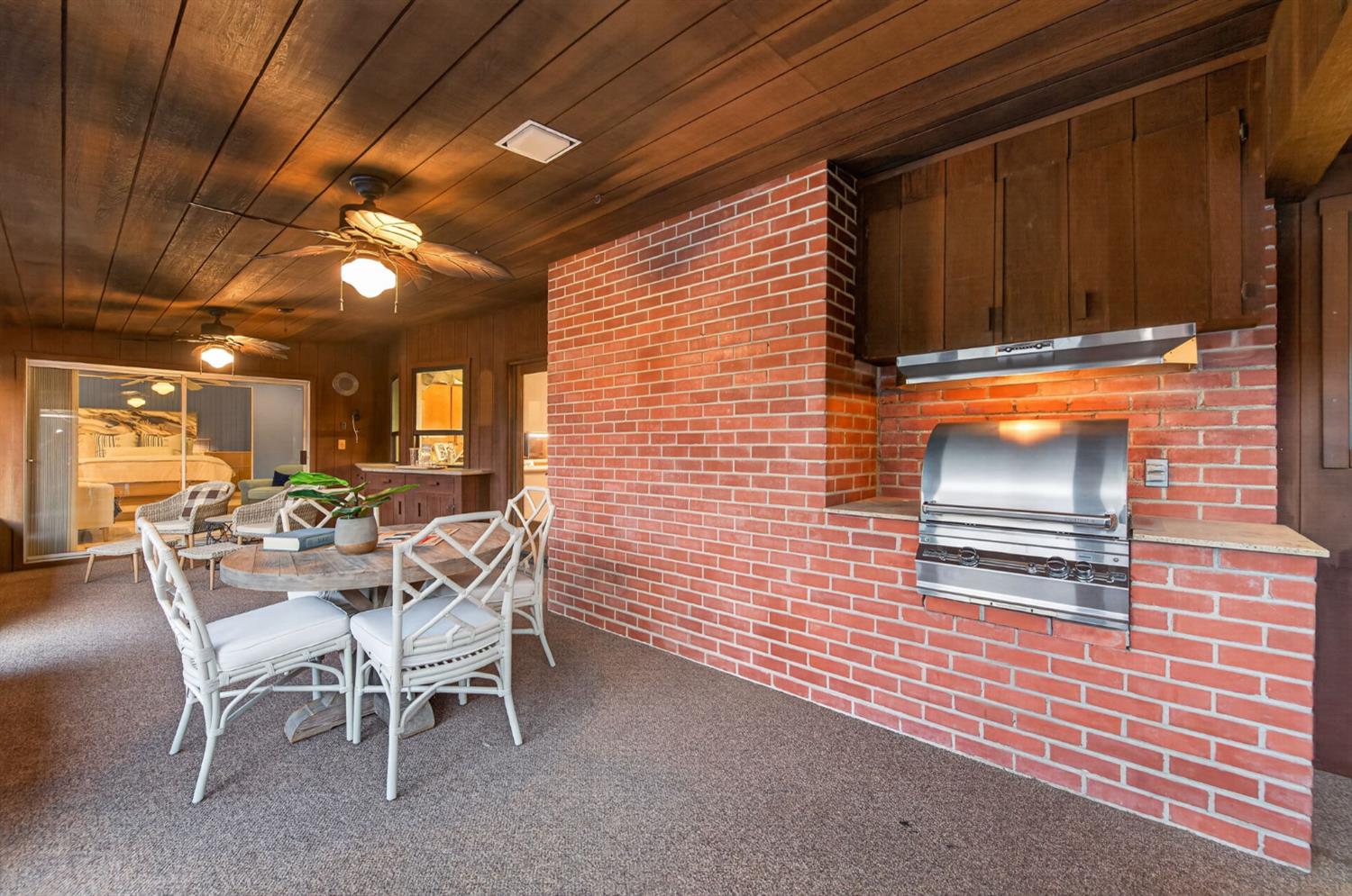 2666 W San Jose Ave, Fresno, CA 93711