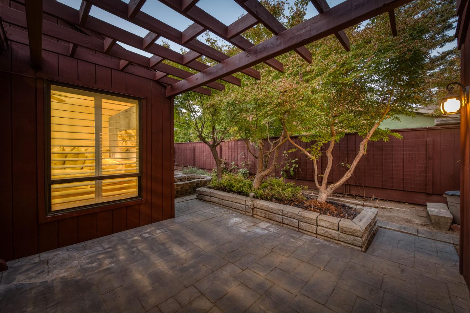 2666 W San Jose Ave, Fresno, CA 93711