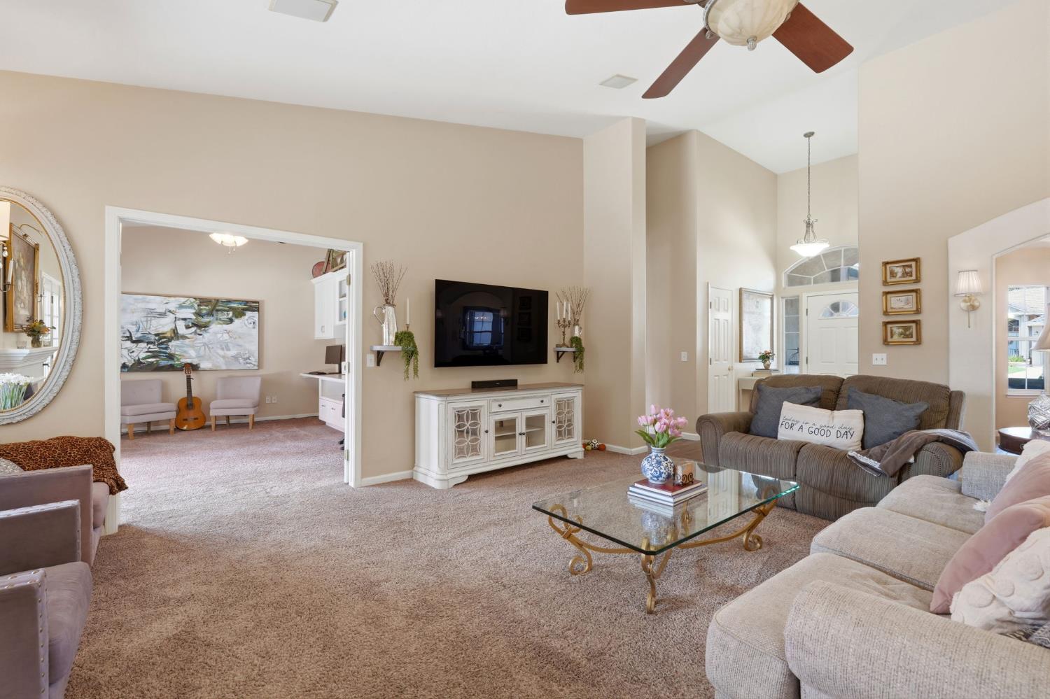 5535 W Vine Ct, Visalia, CA 93291
