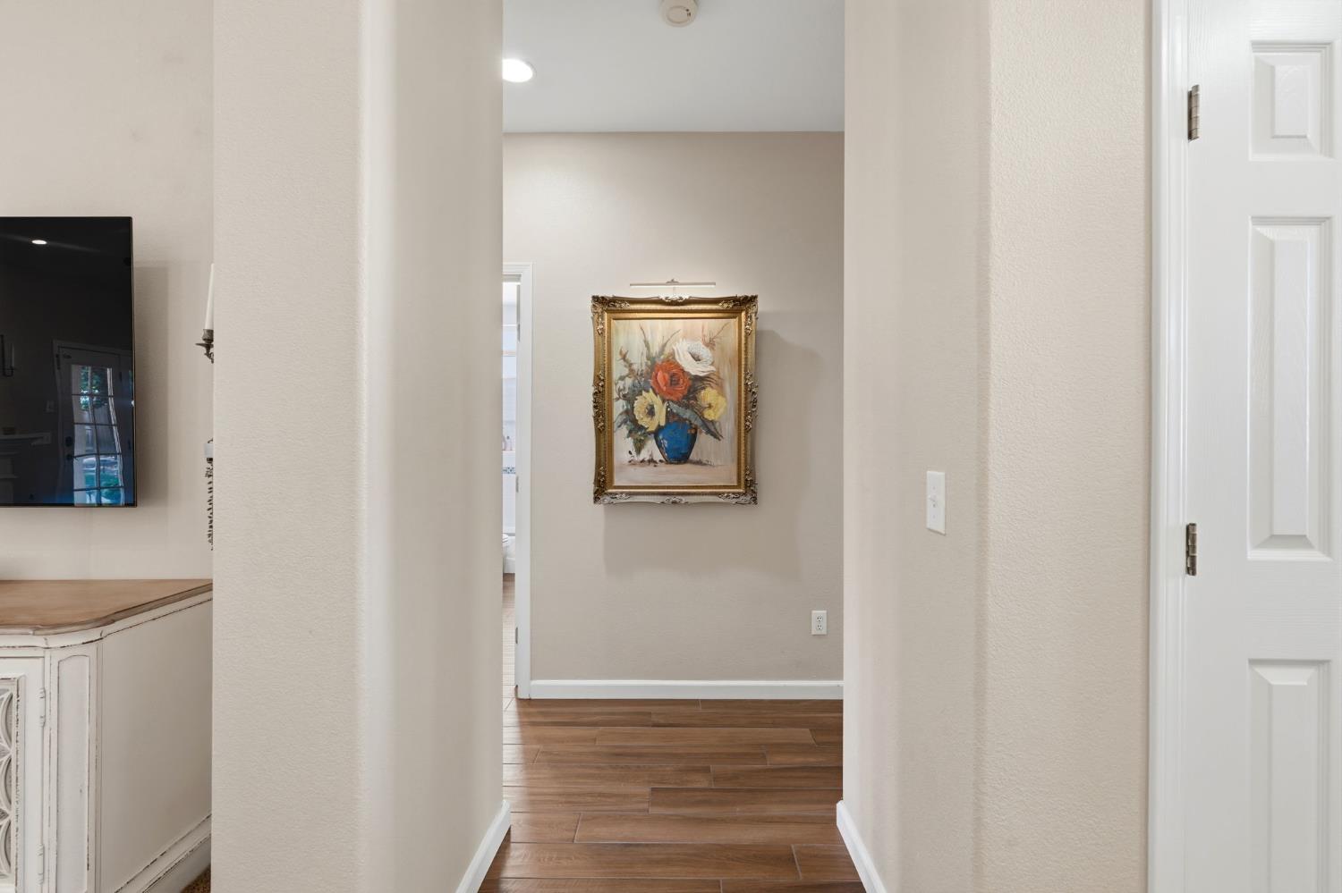 5535 W Vine Ct, Visalia, CA 93291