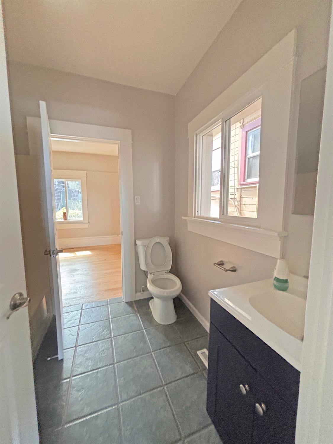 2417 Sonoma Blvd, Vallejo, CA 94590