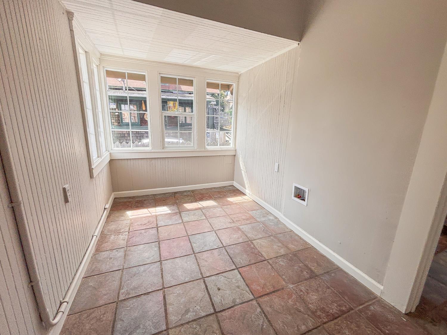 2417 Sonoma Blvd, Vallejo, CA 94590