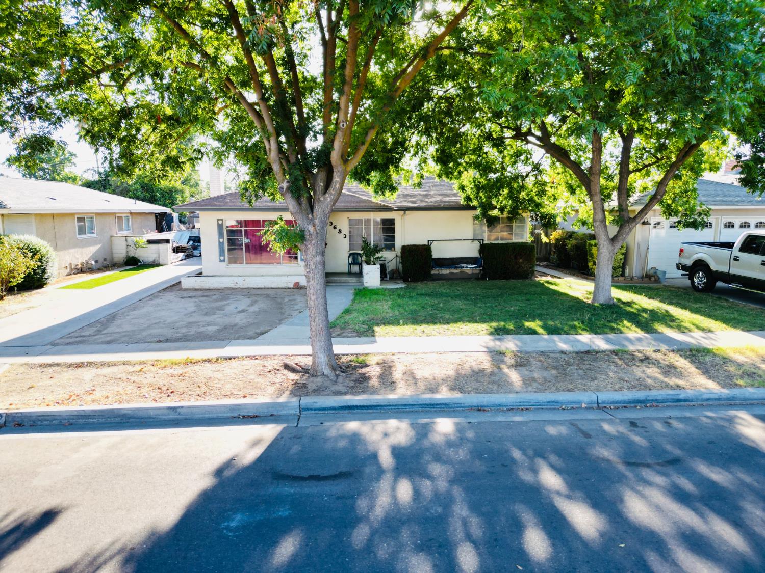 3653 N Hulbert Ave, Fresno, CA 93705
