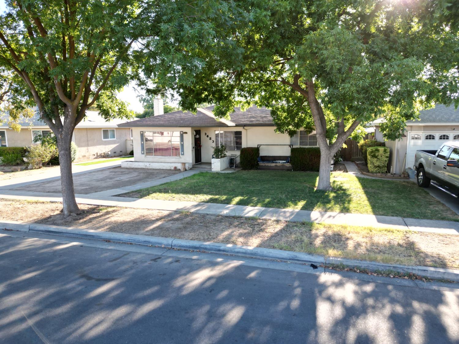 3653 N Hulbert Ave, Fresno, CA 93705