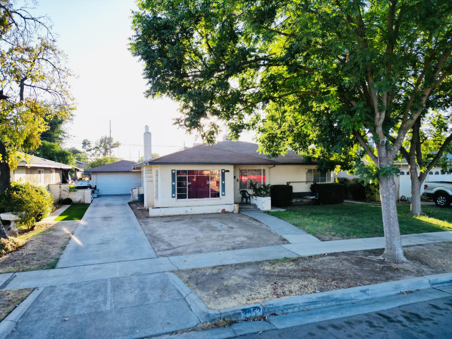 3653 N Hulbert Ave, Fresno, CA 93705