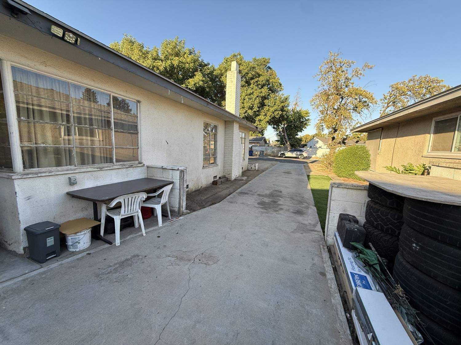3653 N Hulbert Ave, Fresno, CA 93705