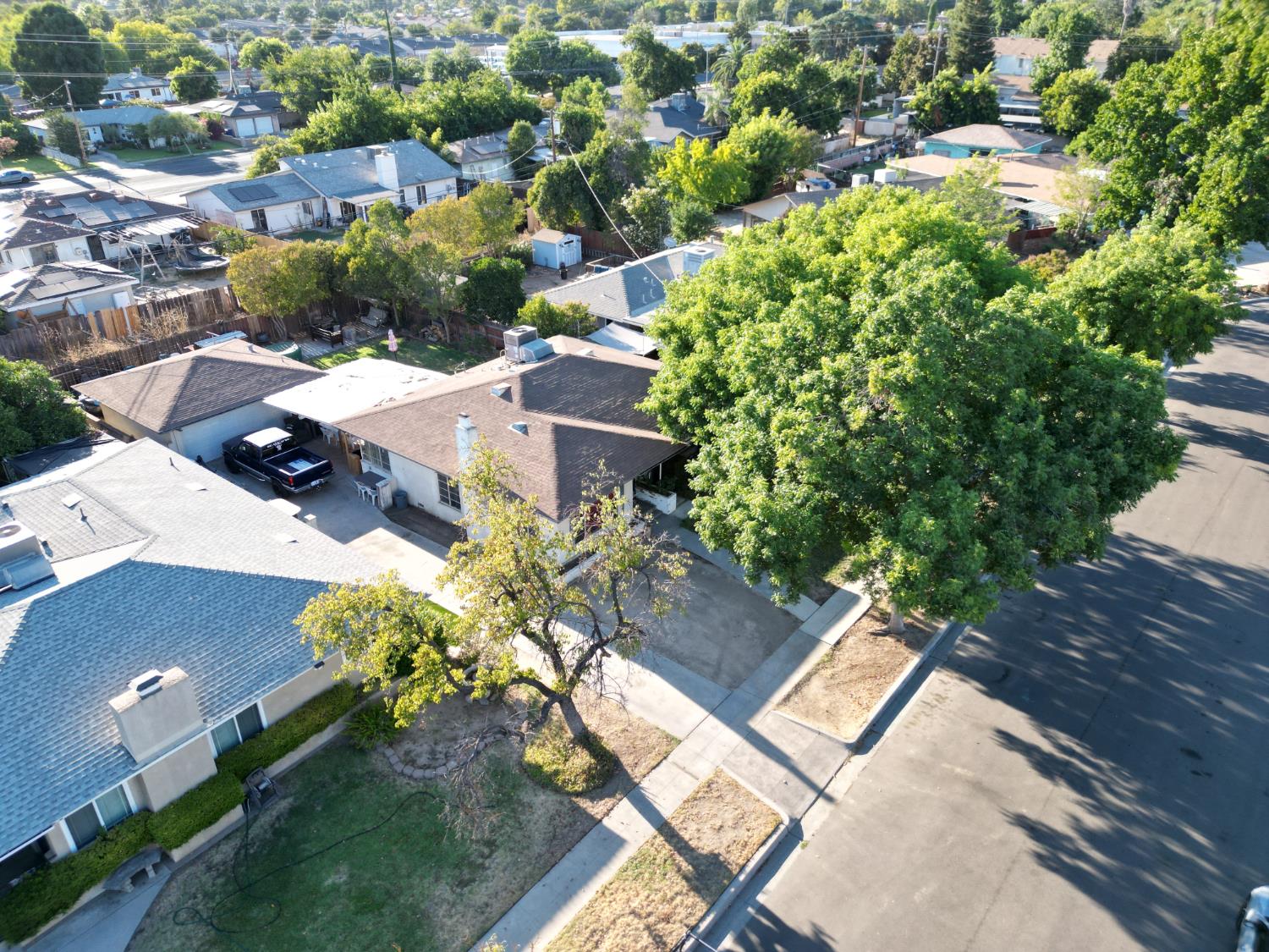 3653 N Hulbert Ave, Fresno, CA 93705