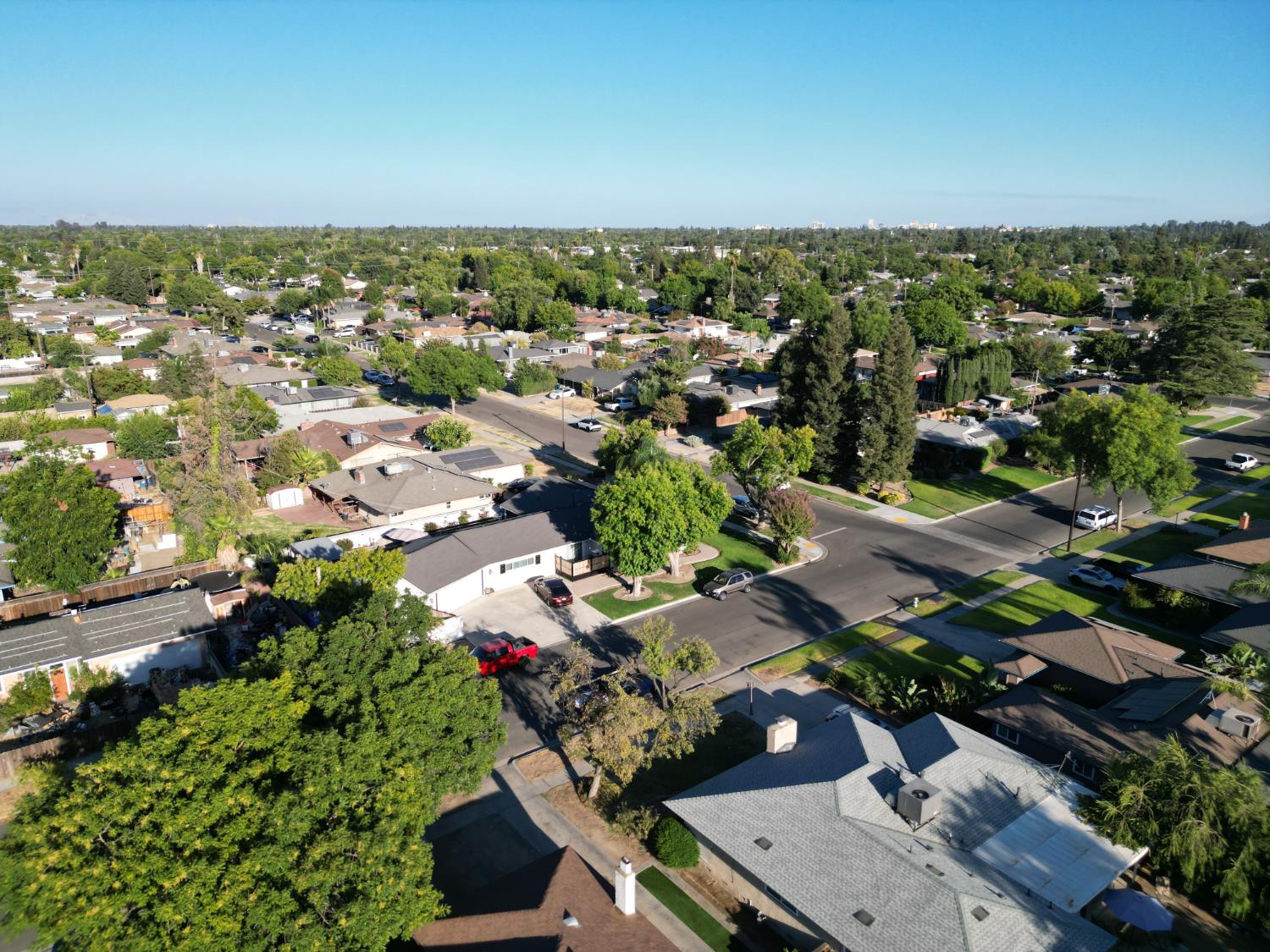 3653 N Hulbert Ave, Fresno, CA 93705