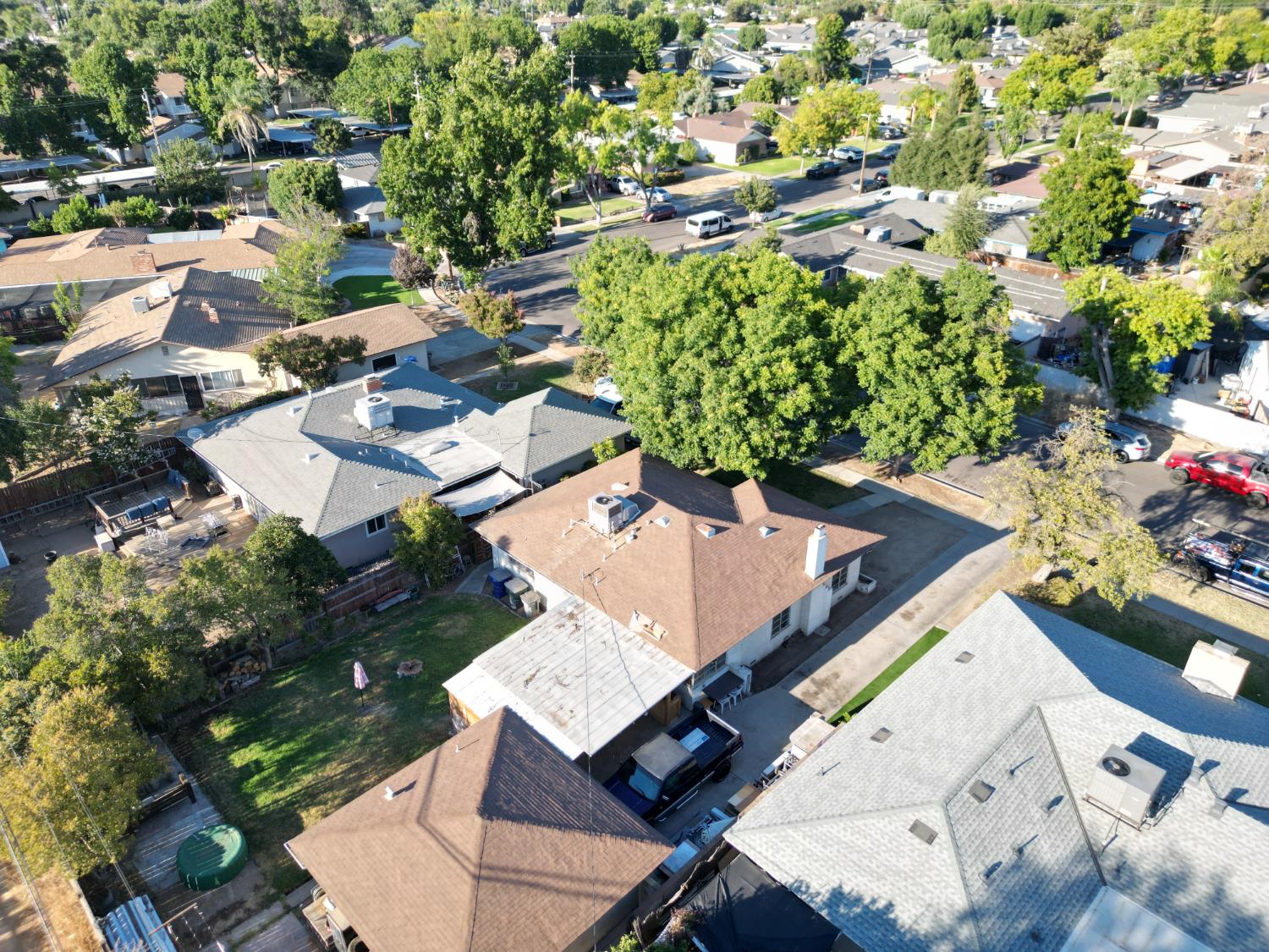 3653 N Hulbert Ave, Fresno, CA 93705